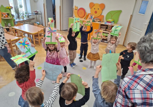 Prezentacja wiosennych kwiatów cz 2