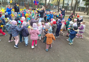 Zabawy z Marzanną w ogrodzie przedszkolnym cz 2