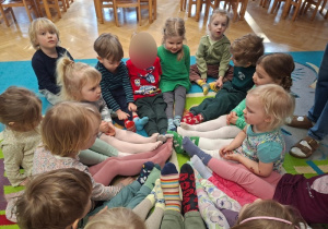 "Dzień kolorowej skarpety" - kilka słów o tolerancji i inności