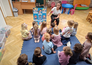 "Standardy Ochrony Małoletnich" - pogadanka pani pedagog cz 1