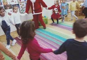 Śpiewamy Mikołajowi piosenkę