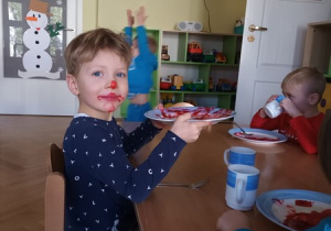Talerze lizać można tylko przy słodkim obiedzie.jpg