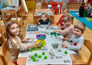 Pierwsza część pracy nad choinką