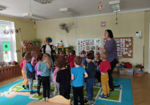 "Dzień Uśmiechu" zajęcia z panią pedagog cz2