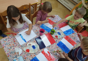 Flaga Francji - zajęcia plastyczne