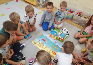 Kicia Kocia na plaży - realizacja projektu czytelniczego