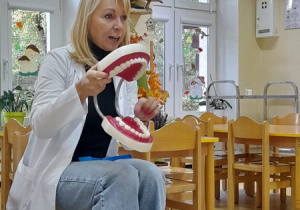Jak dokładnie myć ząbki? - pogadanka cz 2