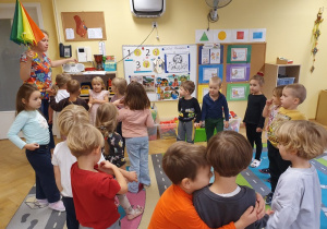 Jesienna zabawa na zajęciach z j. angielskiego