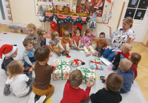 Zabawy z językiem angielskim - What do you want for Christmas