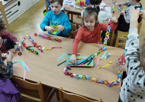 Tworzenie łańcuchów choinkowych