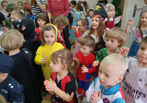 Na balu karnawałowym cz 2