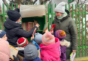 "Uwalniamy książki" - happening czytelniczy cz 2
