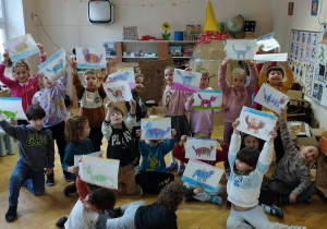 Światowy Dzień Kota - prezentacja prac plastycznych