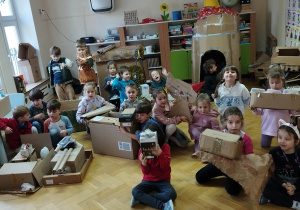 Prezentacja twórczości z materiałów wtórnych