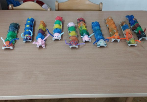 Prezentacja gąsiennic