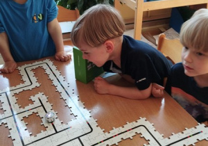 Zajęcia z programu "Kodowanie na Dywanie" cz 2