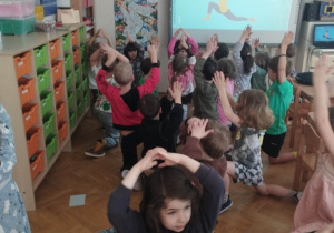 Yoga - zabawy z językiem angielskim