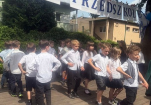 Polonez na zakończeniu roku starszaków