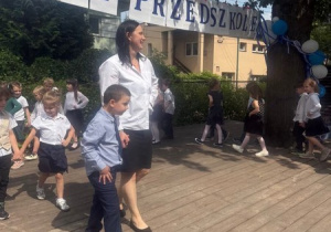 Polonez z okazji Zakończenia Roku Starszaków
