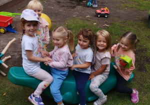 Integracja na koniku ogrodowym