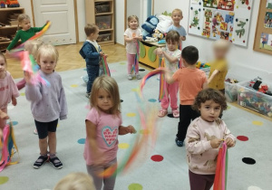 "Jesień" - muzyczna improwizacja do utworu Vivaldiego wg metody B.Strauss