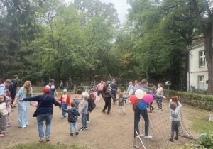 Zabawy muzyczne na Pikniku Rodzinnym