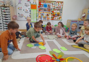 Jabłka zebrane przez nas w sadzie miały dla nas zagadki i specjalne zadania