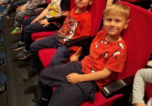 Czekając na przedstawienie w Teatrze WAM