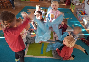 "Rain, rain go away' - zabawa z językiem angielskim