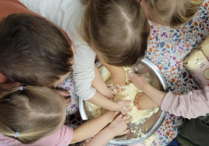 "Kaszolinka" - zajęcia badawcze