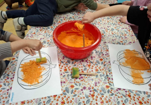 "Rosnąca dynia" - tworzenie pracy cz 2