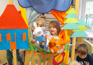 Bardzo lubimy bawić się w teatr