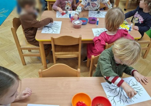 Ozdabianie jesiennych drzew cz 1