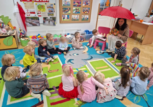 Odwiedziny jeżyka Gacka wraz z panią Anią logopedką