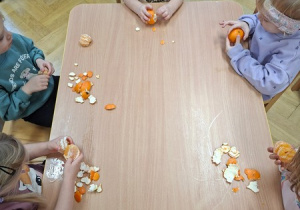 Samodzielność w obieraniu mandarynek