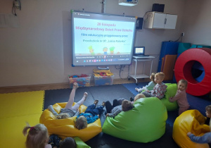 "Dzień Praw Dziecka" - zajęcia panią pedagog cz 1