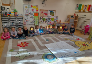 Rozpoczęliśmy również naszą przygodę z kodowaniem - byliśmy ciekawi jaki obrazek jest zakodowany na macie