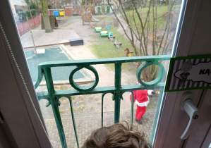 Dzięcioły spotkały Świętego Mikołaja