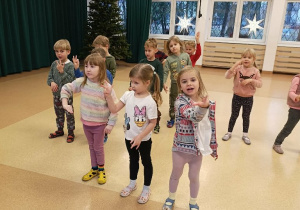 Zabawy naśladowcze rozwijające koncentrację ruchową