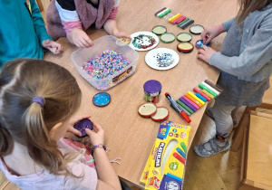 Zabawy twórcze - rozwijanie motoryki małej