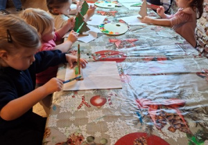 Malujemy choinki farbami cz 2