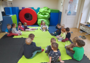 Nieodłącznym elementem treningu jest relaks na zakończenie - masaż przy spokojnej muzyce, wycisza, uspokaja oraz integruje