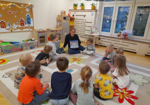 Rodzinne czytanie - odwiedziny Mamy Norci z piękną, świąteczną historią o Christmas Bunny - czas z książką, tym razem po angielsku