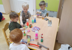 Badanie wzroku było dla nas przyjemnym doświadczeniem, a zabawy które nas tam czekały bardzo ciekawe