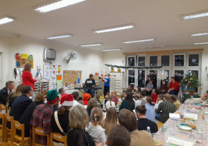 Warsztaty świąteczne i wspólne kolędowanie - magiczny czas razem