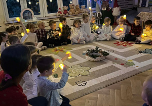 Nasz piękny, świąteczny występ, niosący radość, ciepło i klimat świąt naszym bliskim