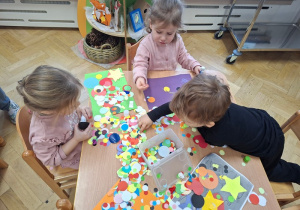 Wyklejanki - ćwiczenia motoryki małej