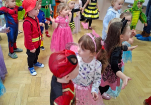 Bal Karnawałowy cz 3