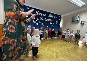 Występ z okazji "Dnia Babci i Dziadka"