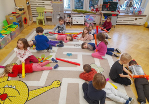 Okazało się, że oprócz grania i tańczenia mogą służyć do...masażu